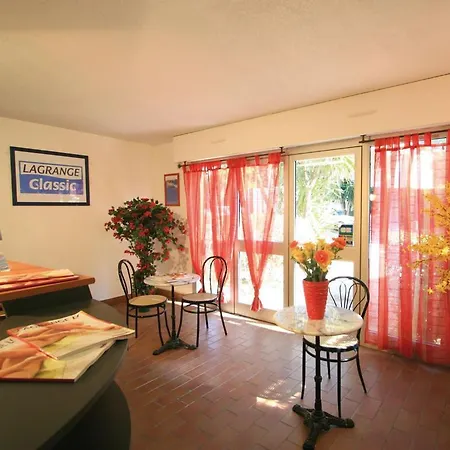Lagrange Classic Le Lagon Bleu Frejus
